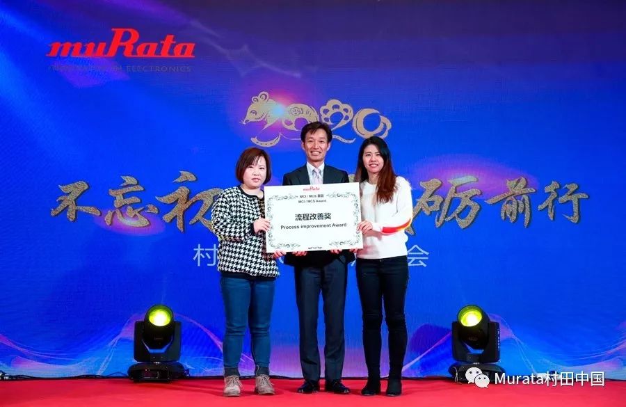 图9.示波器电源电缆导致的杂散