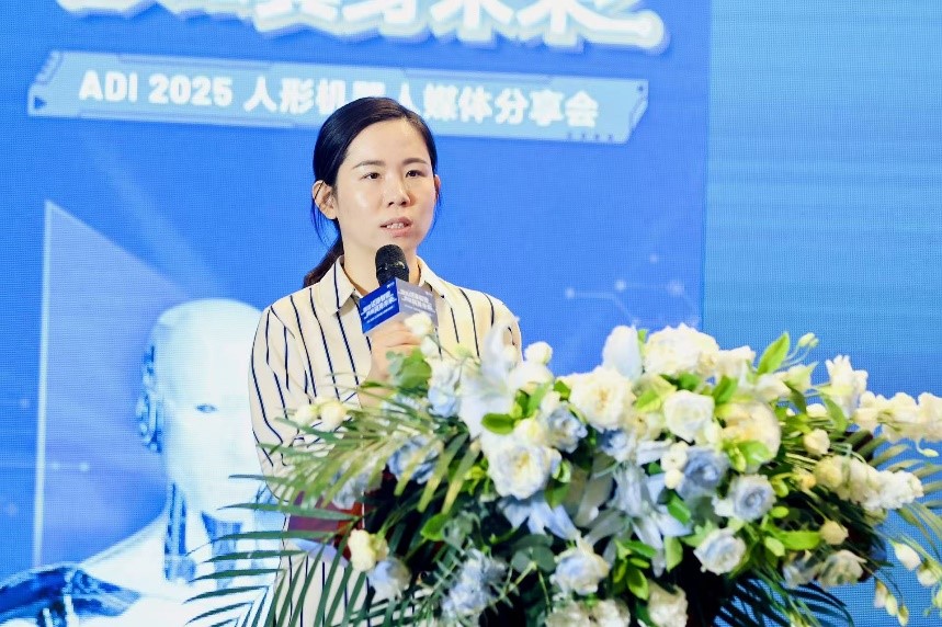 1758618465953814.jpg 3.jpg